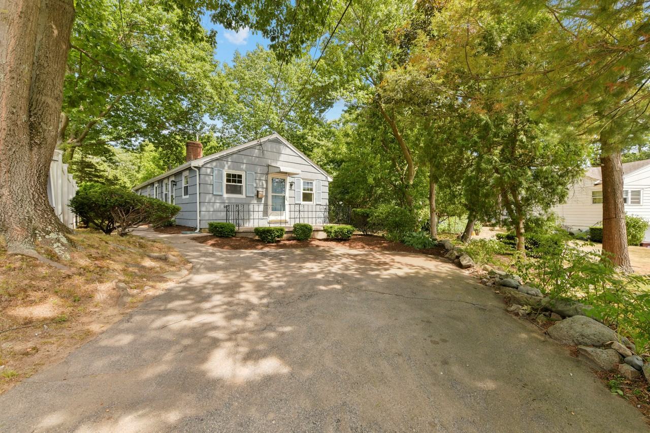 10 Westchester Cir #NA - Photo 2 of 13