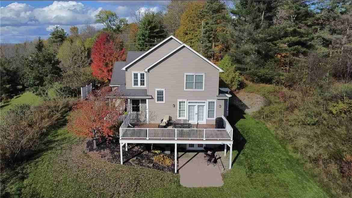 1486 Laurel Ln #NA - Photo 2 of 16
