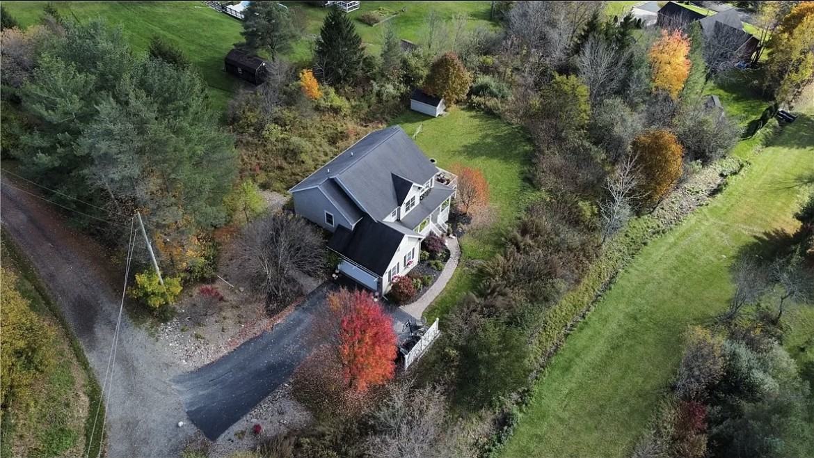 1486 Laurel Ln #NA - Photo 3 of 16