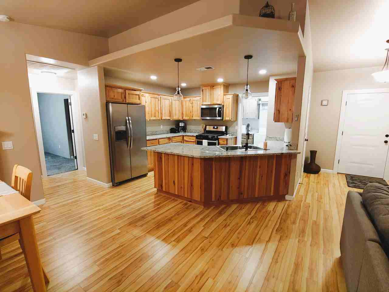 1003 Se Grandview Ave #NA - Photo 7 of 29