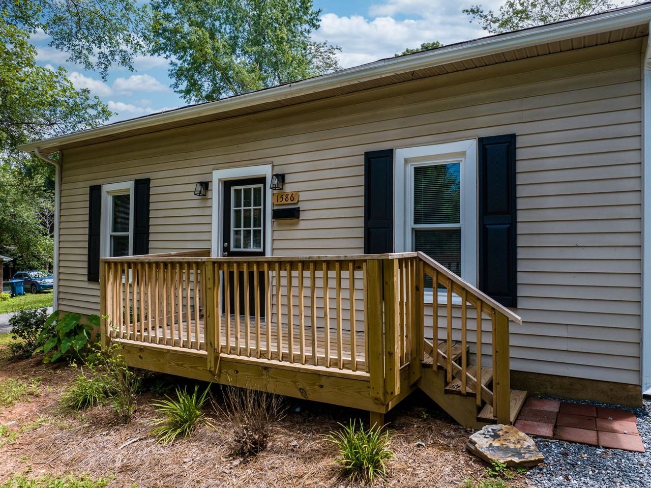 1586 3rd Street Dr Ne #NA - Photo 2 of 32
