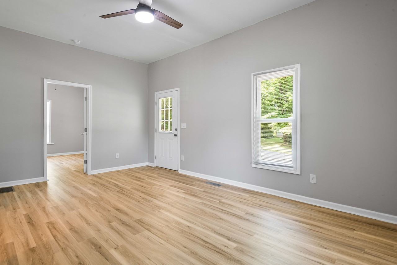 1586 3rd Street Dr Ne #NA - Photo 5 of 32