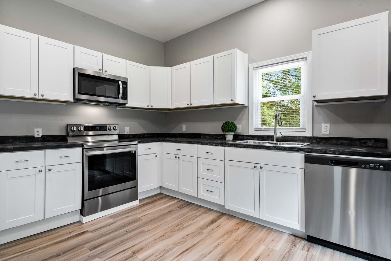 1586 3rd Street Dr Ne #NA - Photo 7 of 32