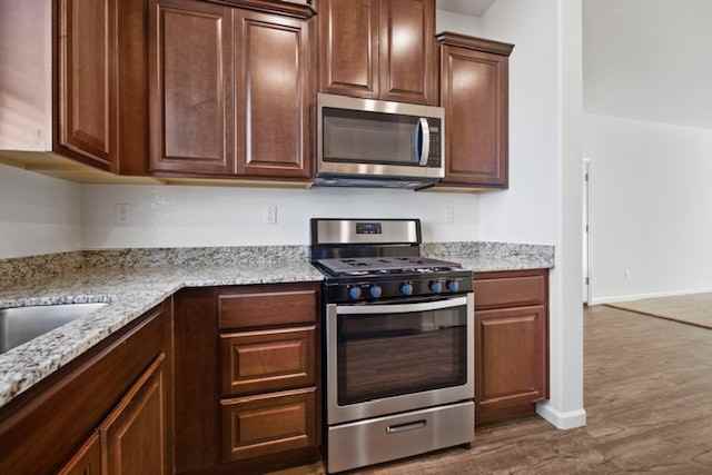 1963 Manchester Dr #NA - Photo 4 of 13