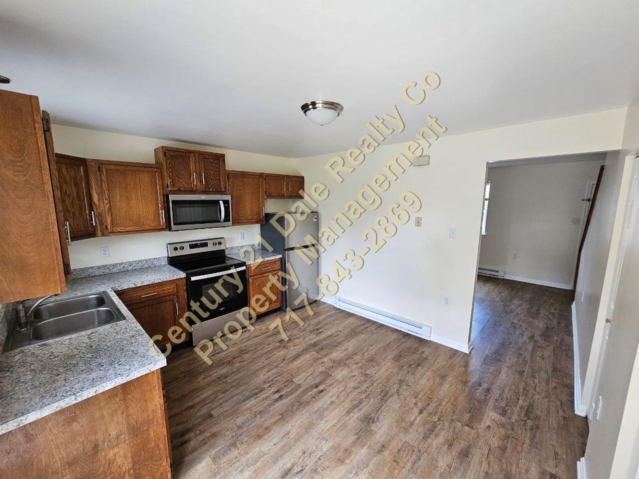 2064 Bank Ln - Photo 3 of 11