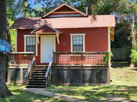 featured image of 1340 Lincoln St