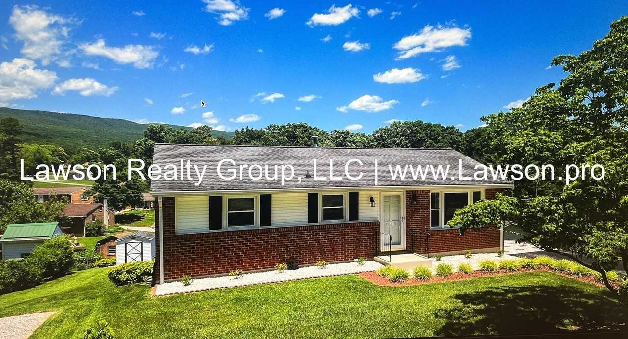 651 Texas Hollow Rd - Photo 2 of 36