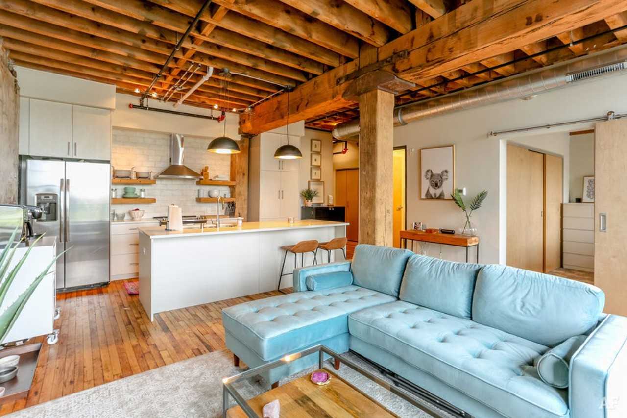 Serif MKE - Photo 3 of 10