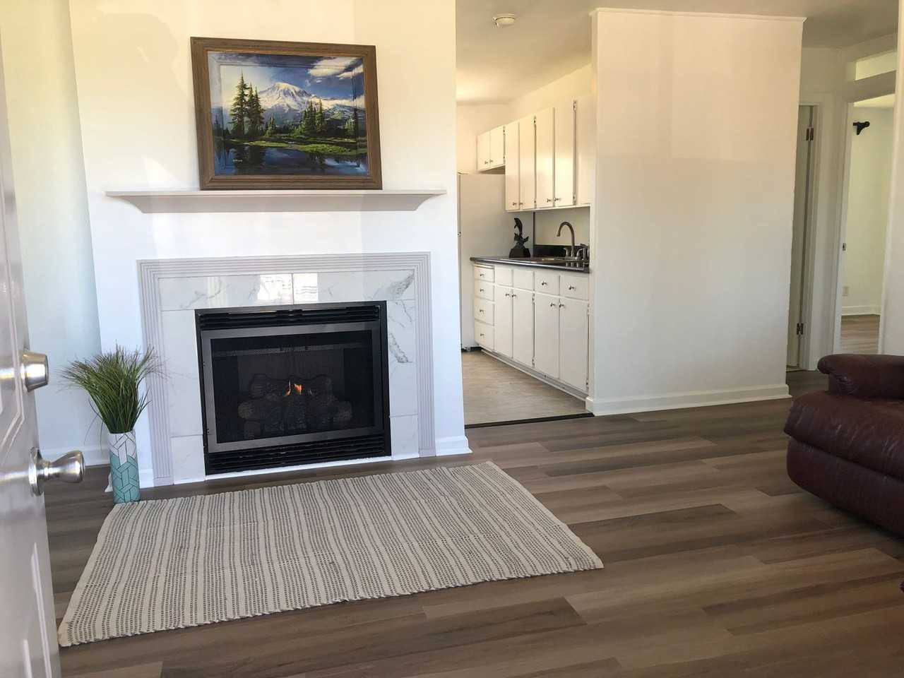 133 - Hottes - Photo 2 of 23