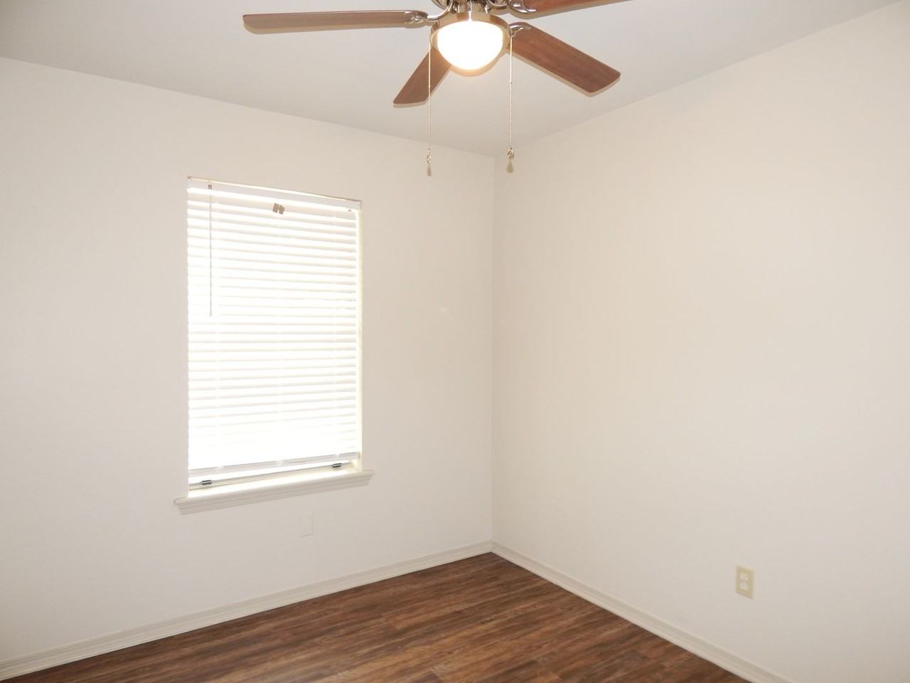 10074 Wooded Way - Photo 7 of 27