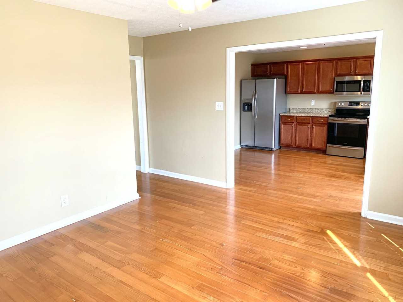 309 Ferdinand Ln - Photo 3 of 24