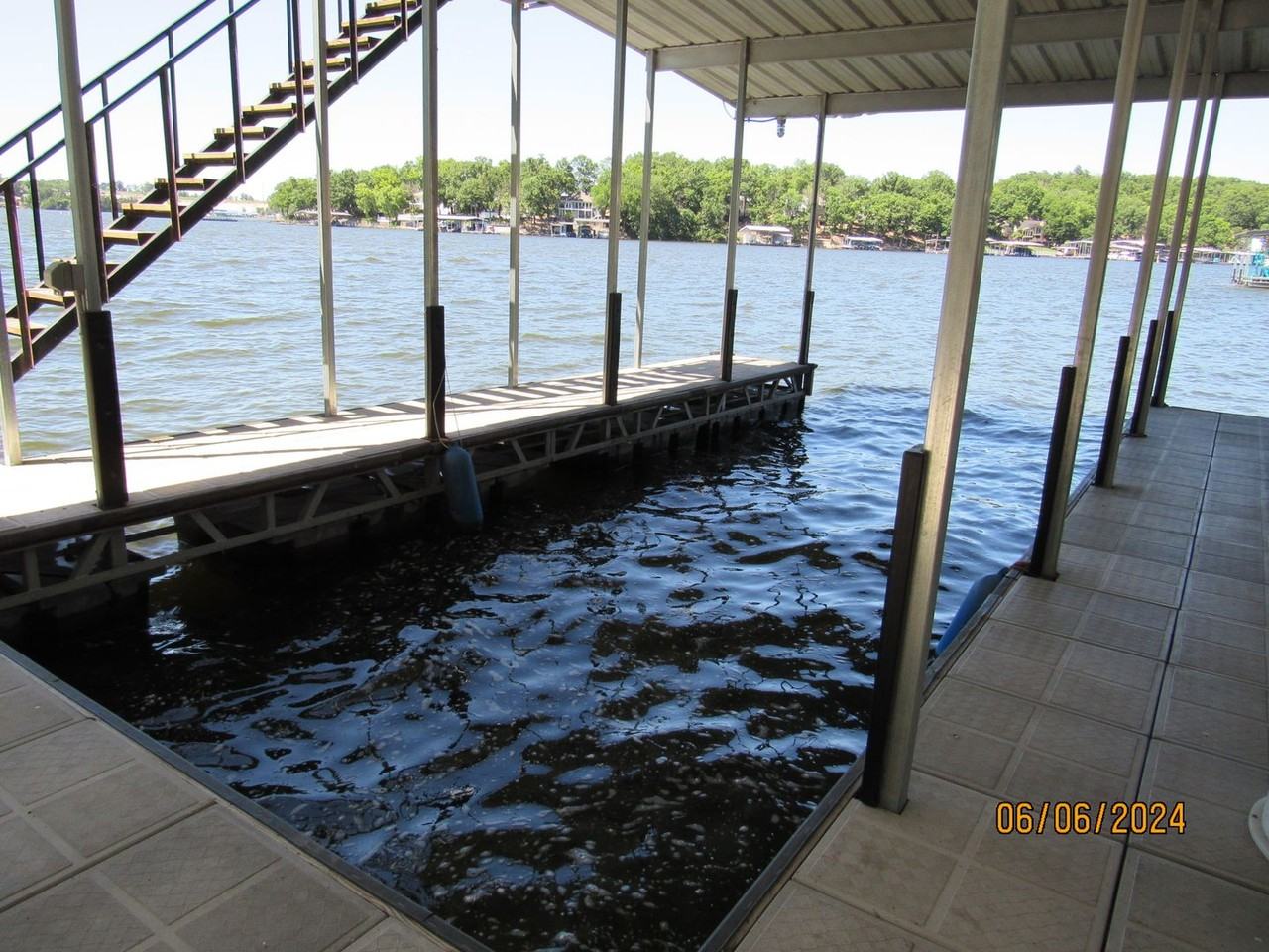 77 Honeysuckle Rd - Photo 3 of 29