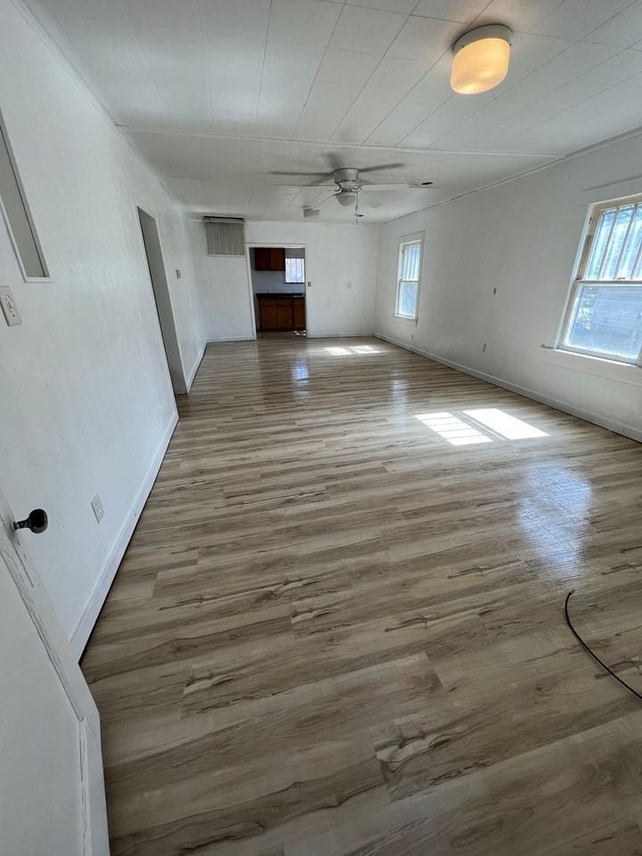 822 N Marion Ave - Photo 3 of 18