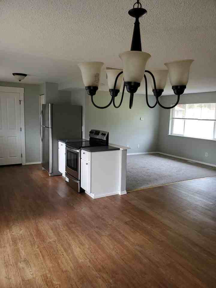 1954 Sw Galley Ct - Photo 2 of 13