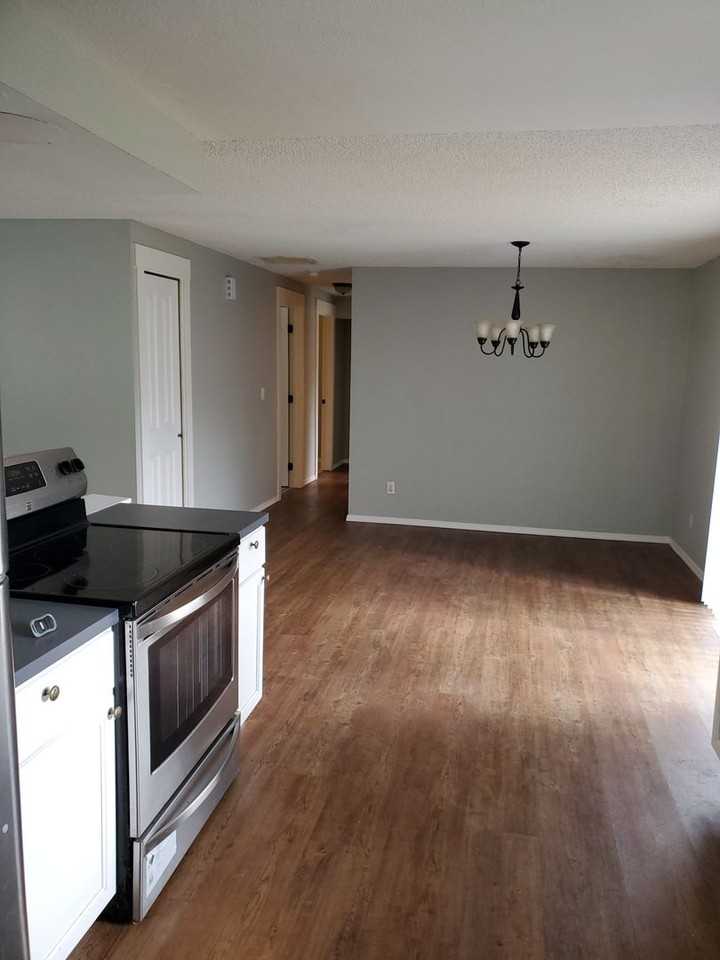 1954 Sw Galley Ct - Photo 3 of 13