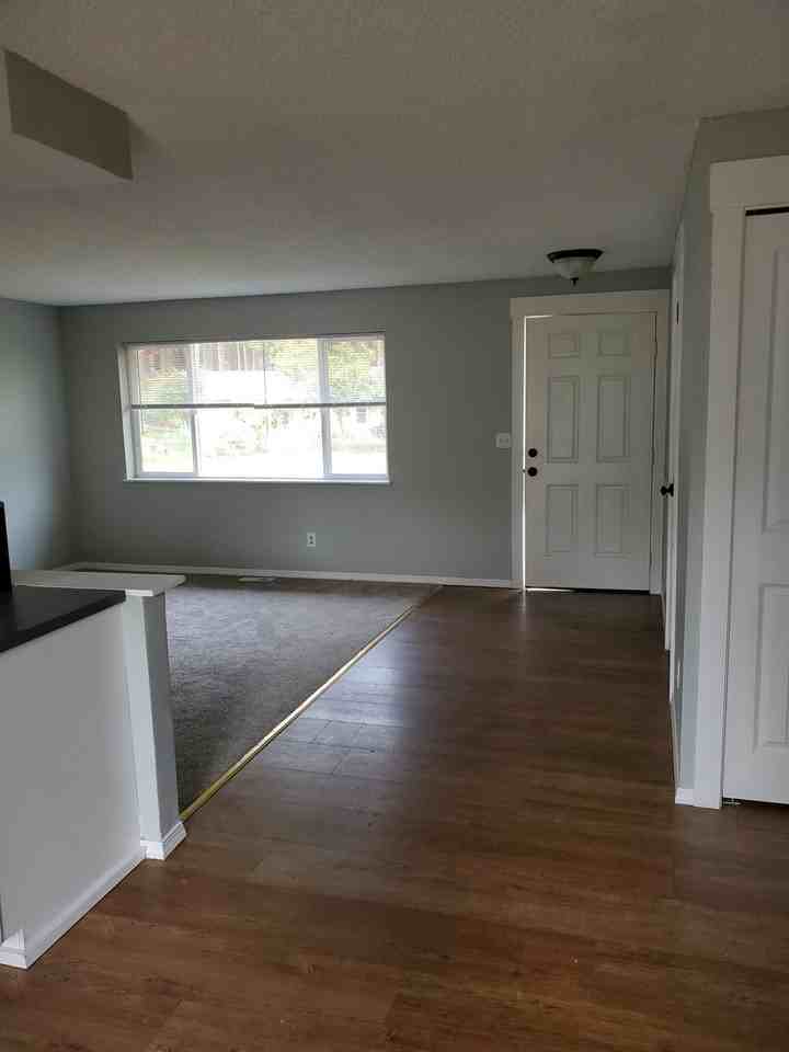 1954 Sw Galley Ct - Photo 5 of 13