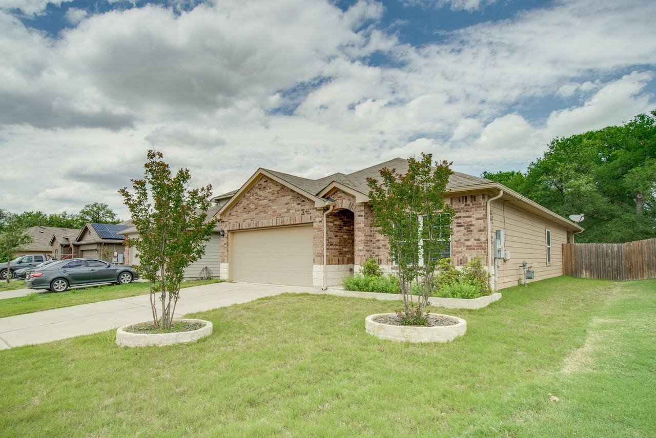 6700 Branrust Dr - Photo 3 of 21