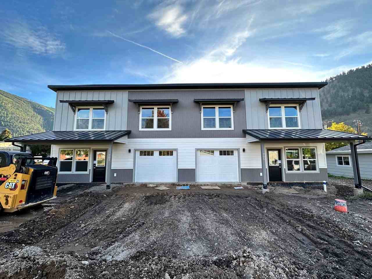 Staple Duplex - Photo 2 of 14