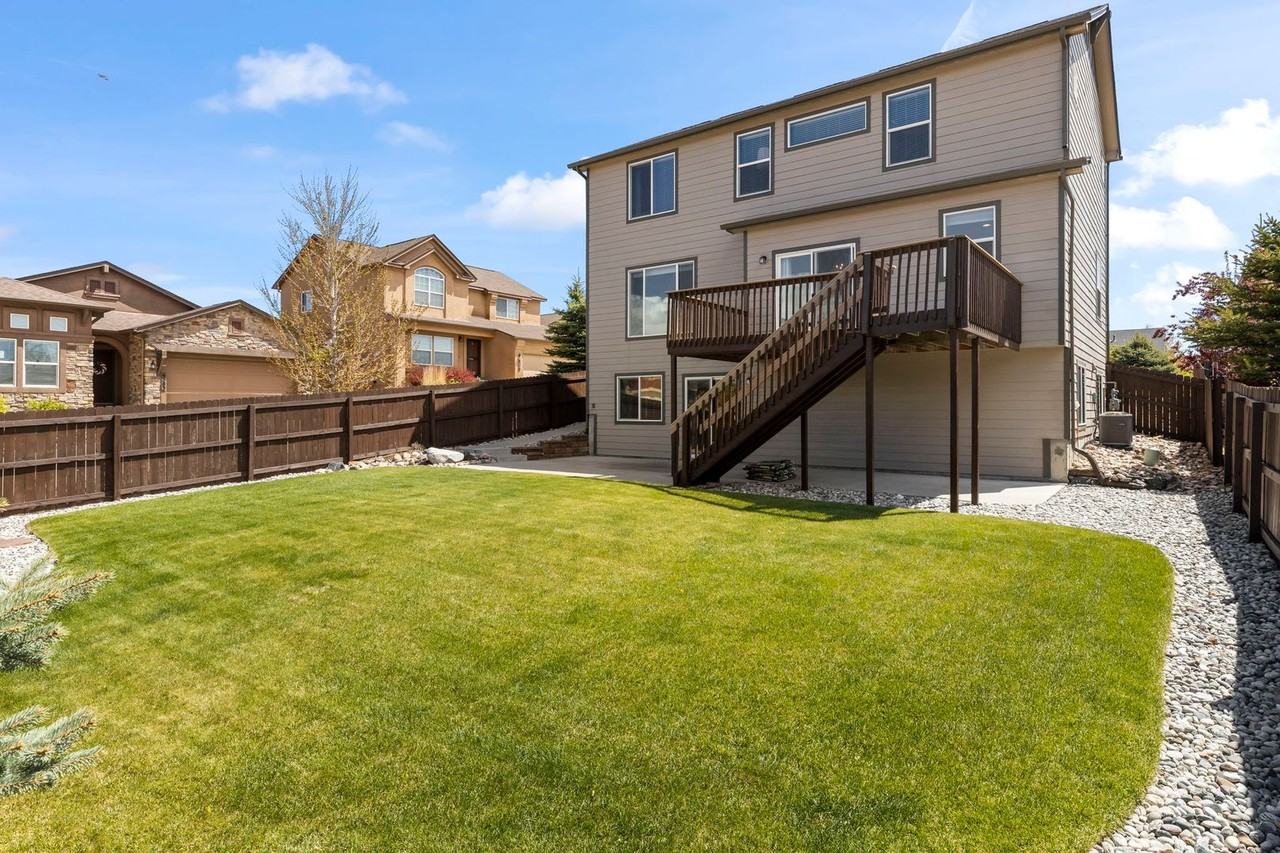6568 Sawbuck Rd - Photo 4 of 43
