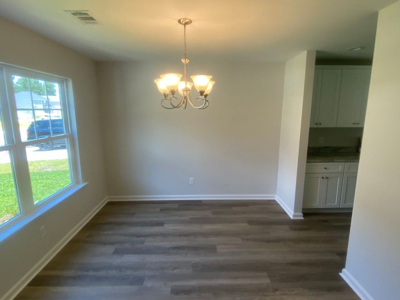 224 Cromer St - Photo 2 of 31