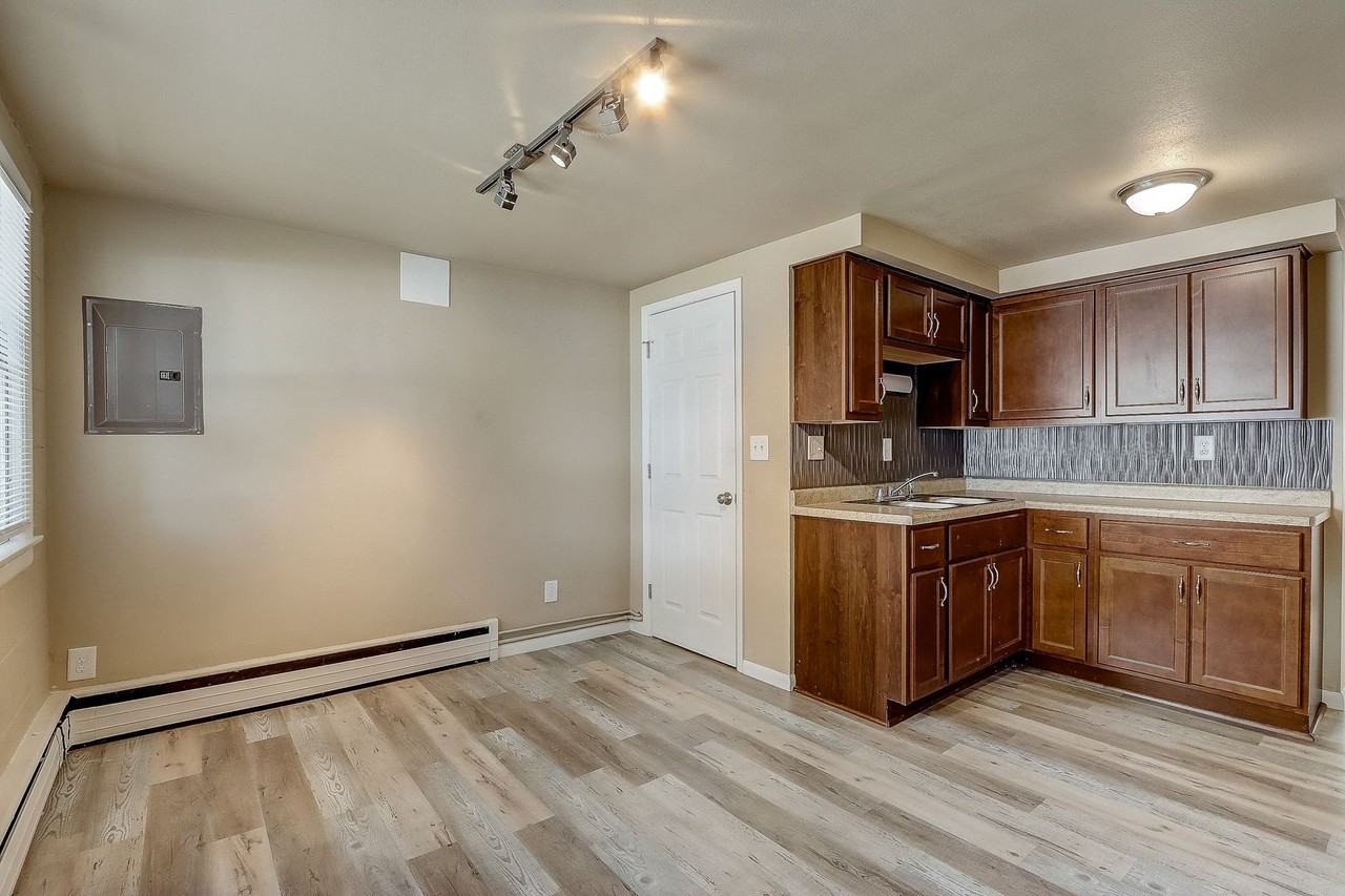 3578 S 61st St - Photo 2 of 19