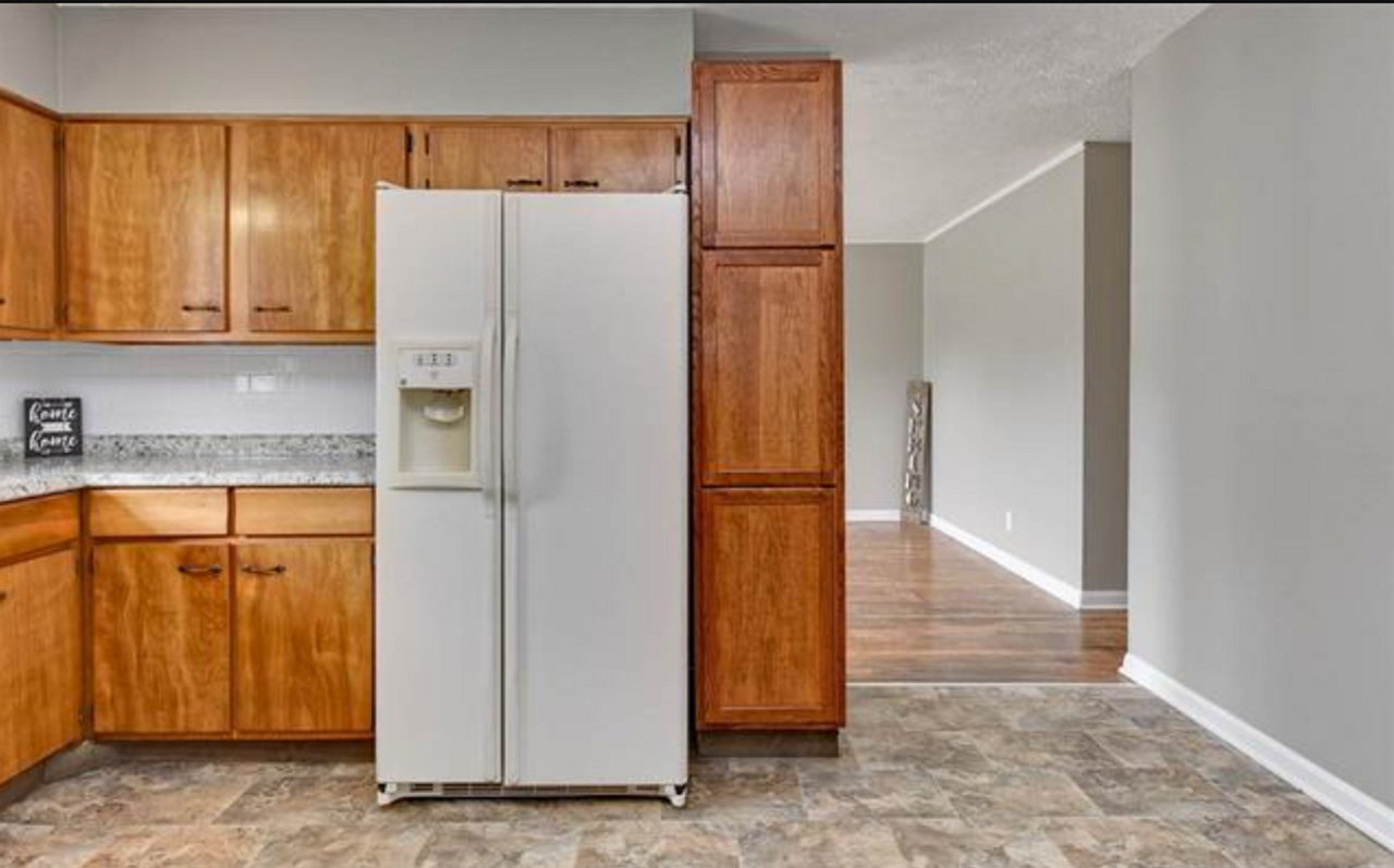 4706 Kansas Ave - Photo 7 of 19