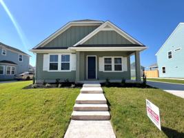 featured image of 302 Elm Branch Trl