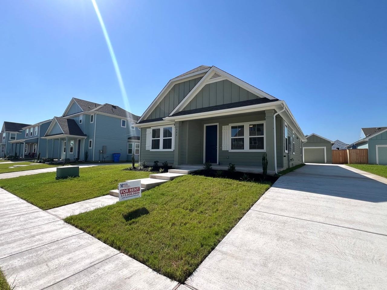 302 Elm Branch Trl - Photo 2 of 25