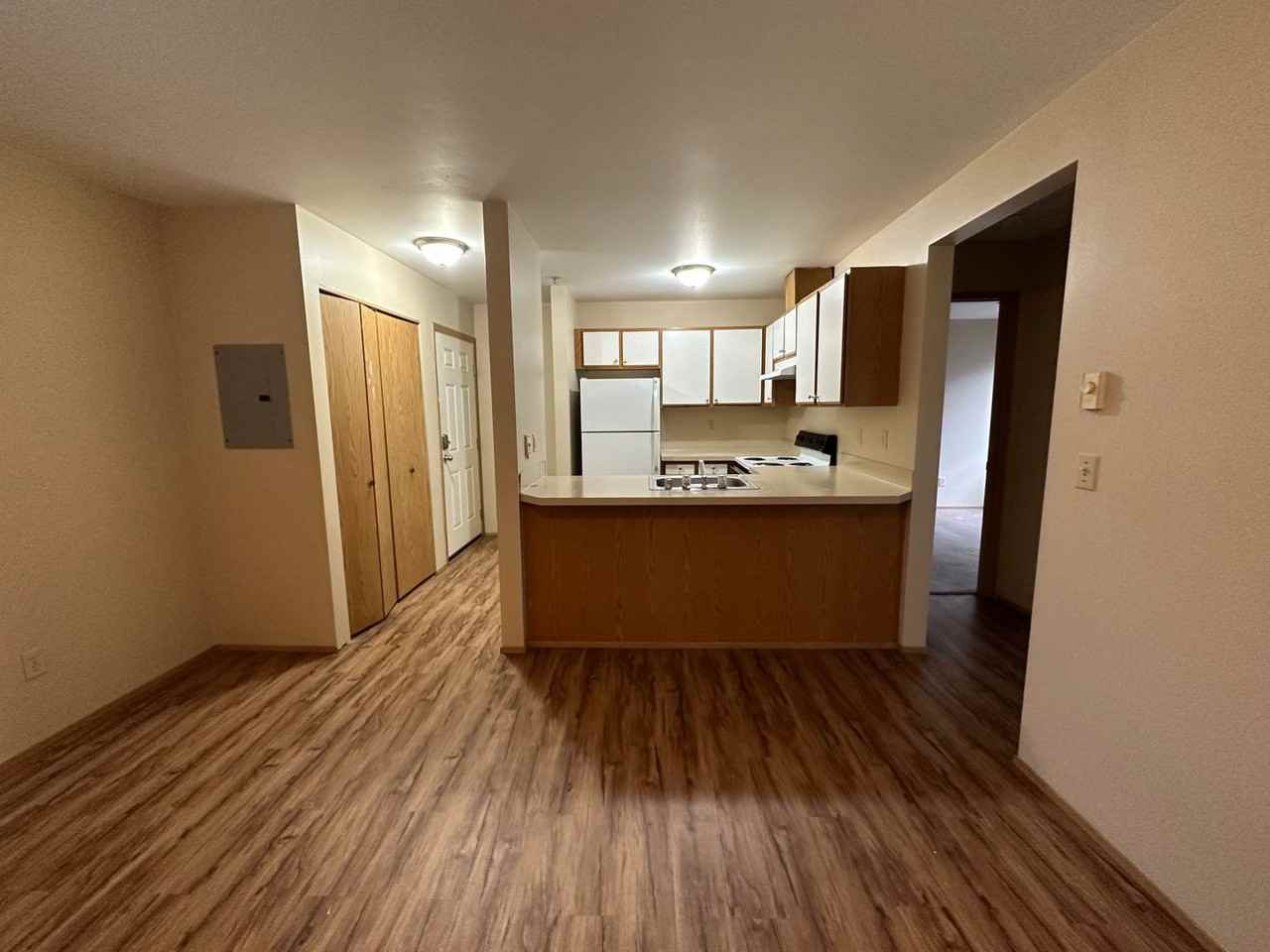 Montlake Villas - Photo 4 of 30