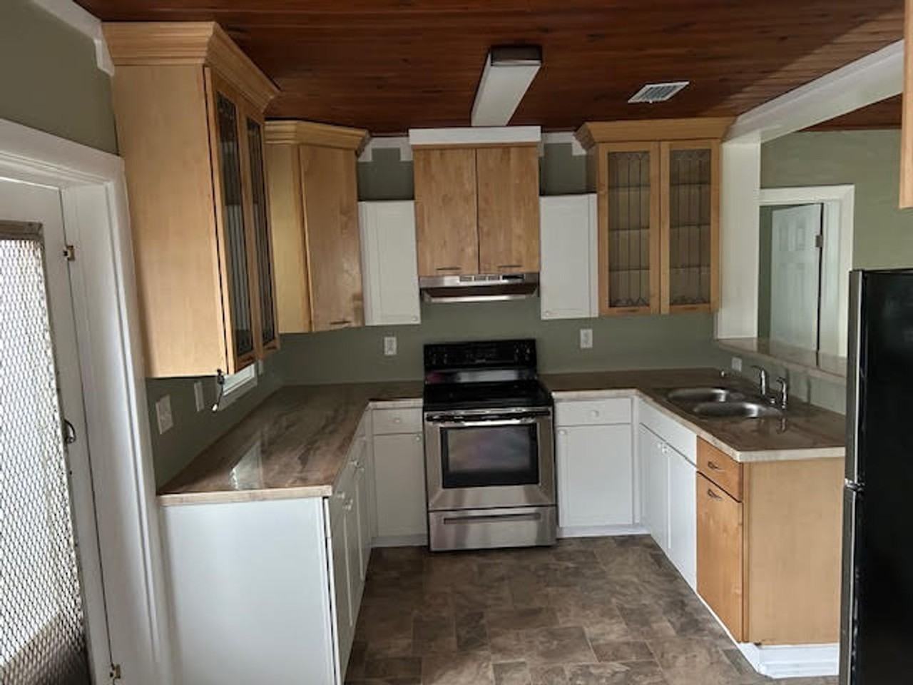 816 Ariana St - Photo 3 of 10