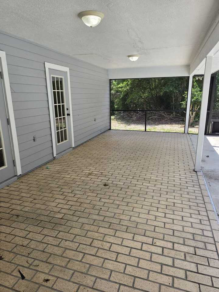 1440 S Hillock Ter - Photo 4 of 20