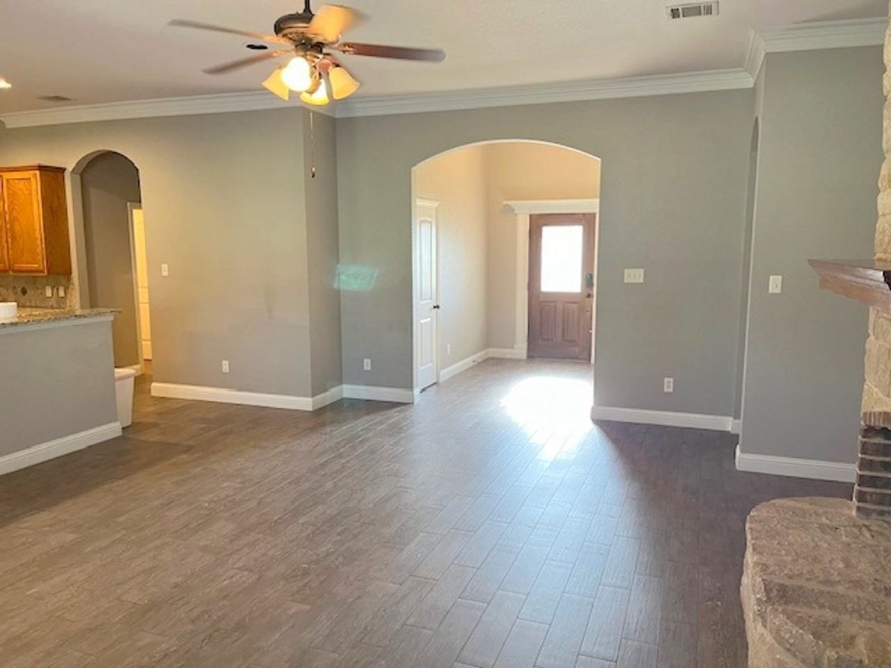 5624 Casting Ct - Photo 2 of 41