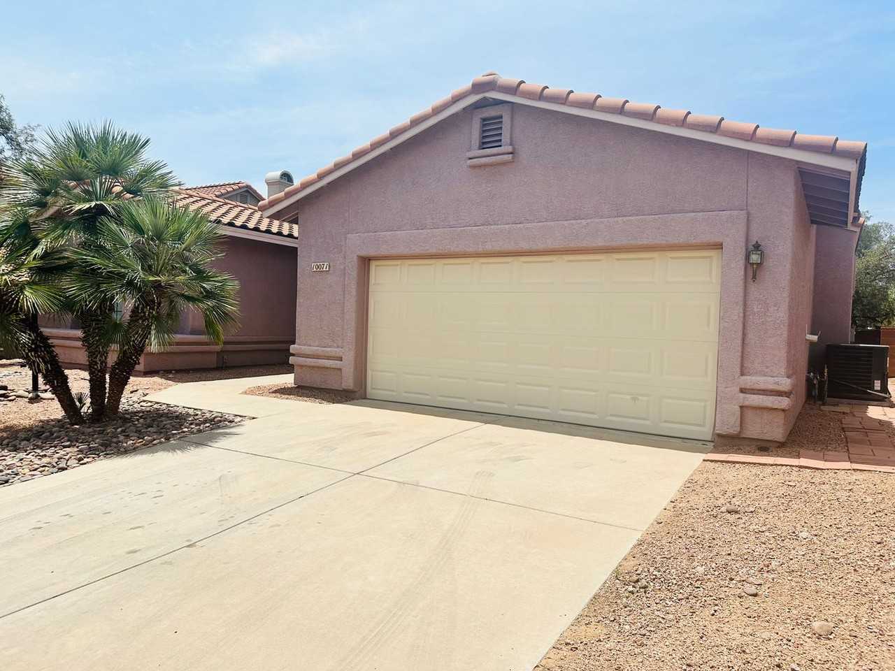 10071 N Pitchingwedge Ln - Photo 3 of 39