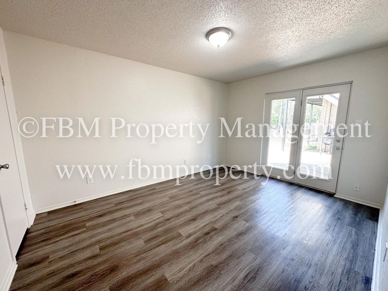 1401 N Clay St #A - Photo 6 of 12