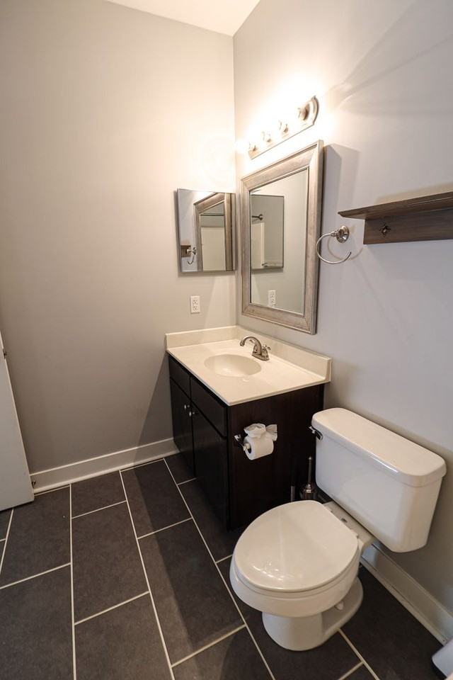 1023 Skyline View Way - Photo 4 of 24