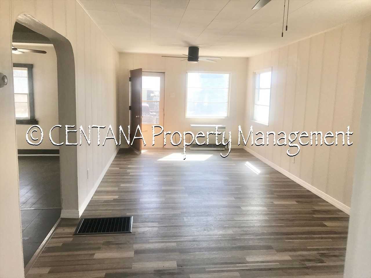 2221 Princeton St - Photo 4 of 15