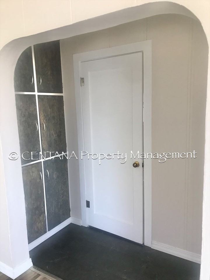 2221 Princeton St - Photo 6 of 15