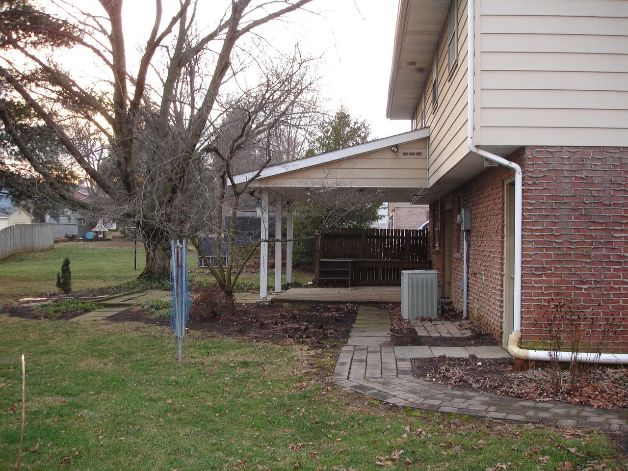 418 Parkwynne Rd - Photo 2 of 19