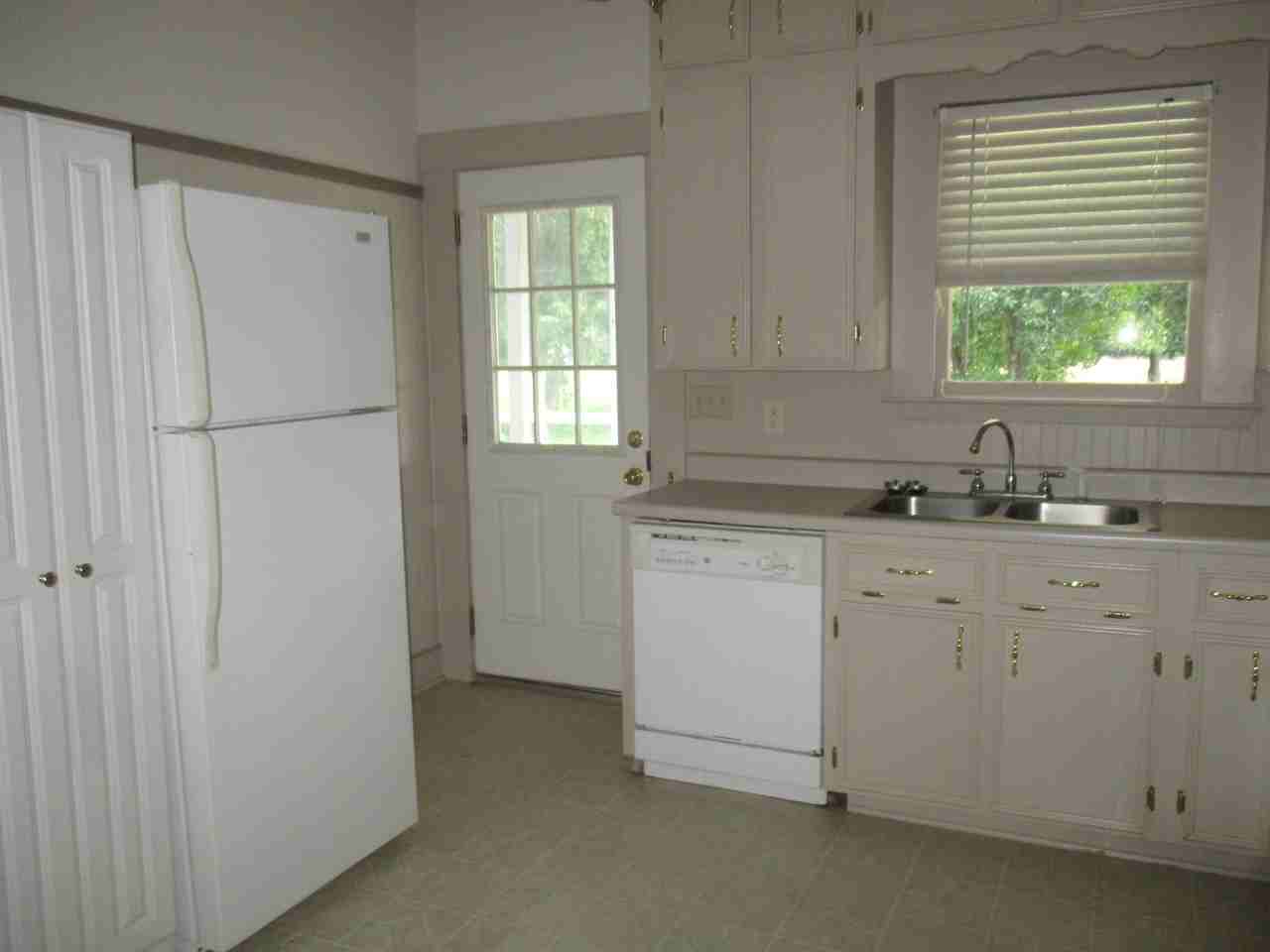 365 Mcqueeney Rd - Photo 3 of 6