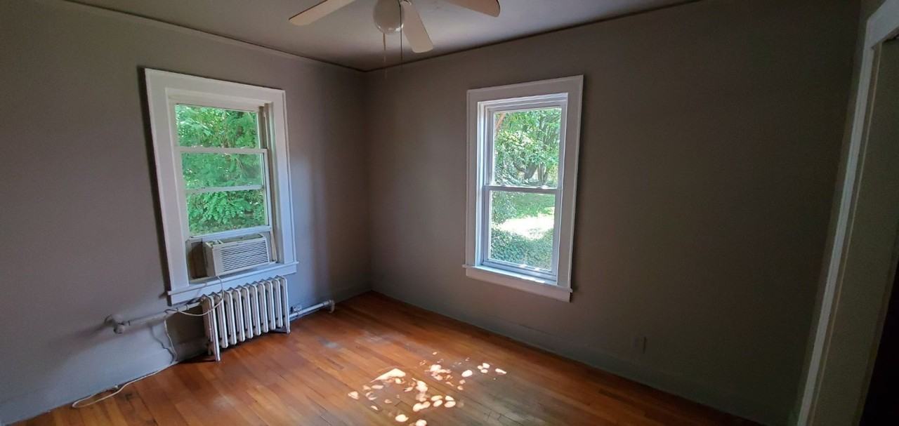 2506 Spring Garden St - Photo 4 of 10