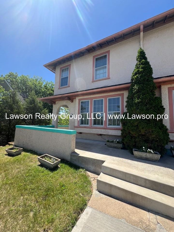 20 Mountain Ave Sw - Photo 3 of 50