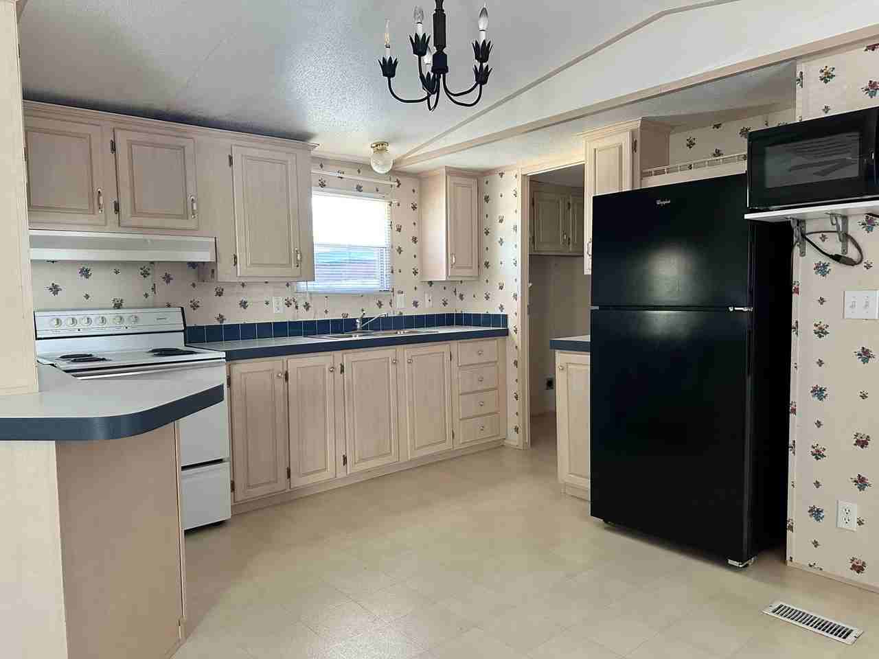 149 Vint Bonner Dr - Photo 4 of 9