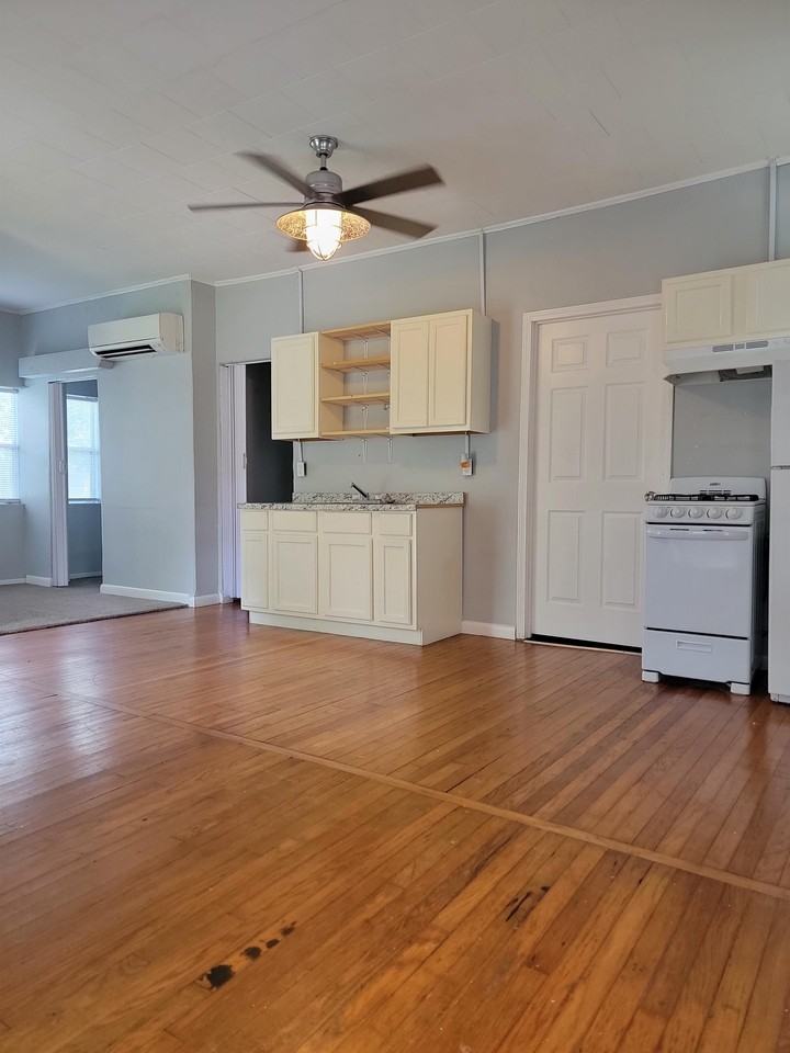 800 Mamie St #1