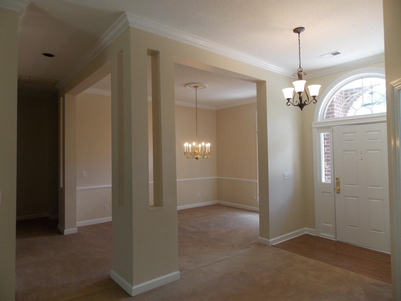 1179 N Blackmoor Dr #1179 - Photo 3 of 10