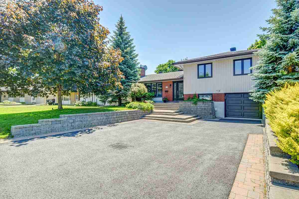 2678 Ulster Crescent - Photo 2 of 24