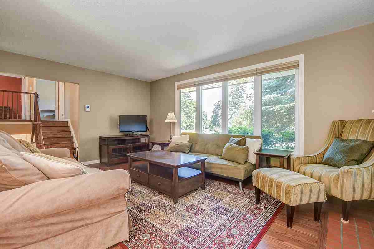 2678 Ulster Crescent - Photo 6 of 24