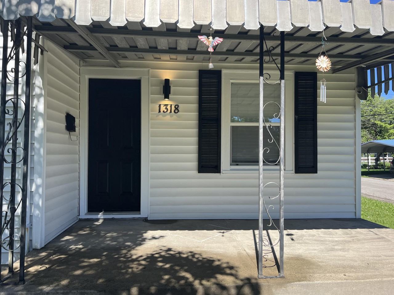 1318 N Exeter Ave #1 - Photo 3 of 15
