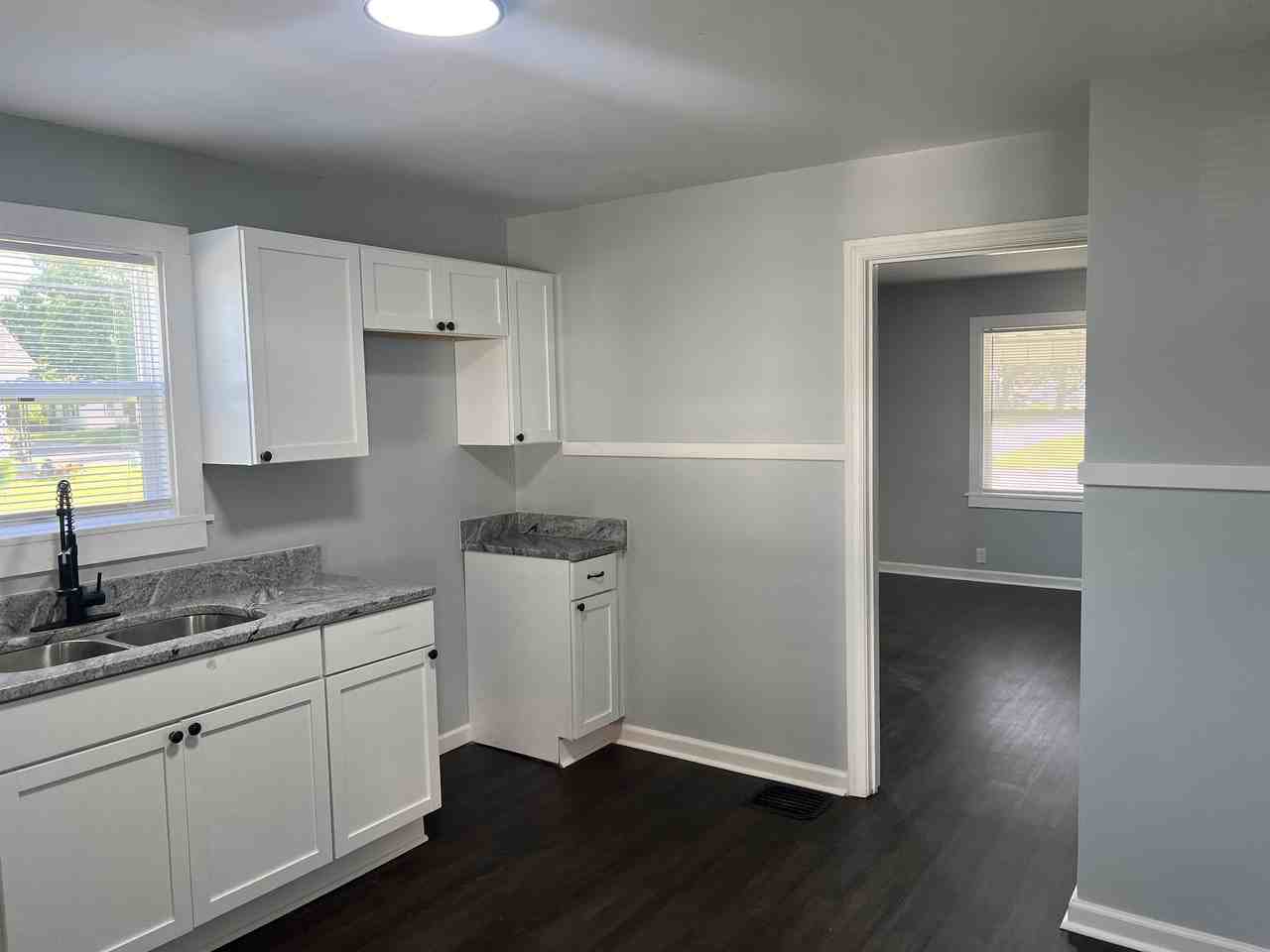 1318 N Exeter Ave #1 - Photo 6 of 15