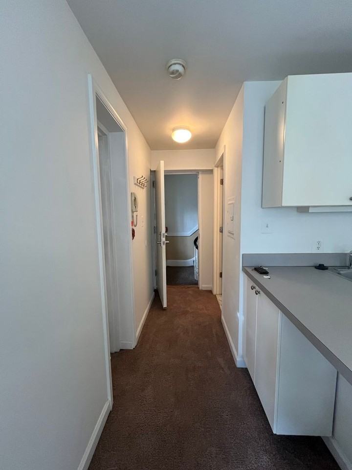 1314 Pine St - Photo 2 of 8