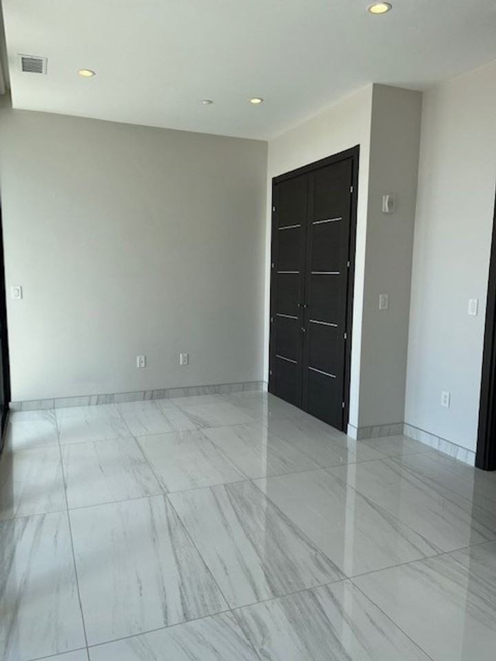 229 Waterman Street- Residential - Photo 7 of 20